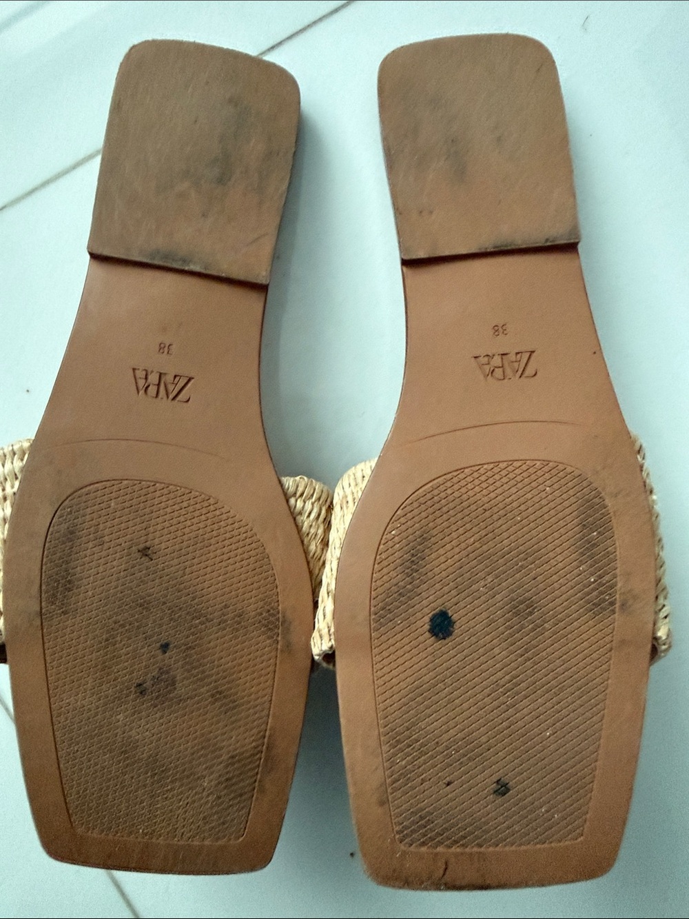 Zara Tan Raffia Slide Sandals with Pearl-Embellished Buckle - Picture 5 of 8